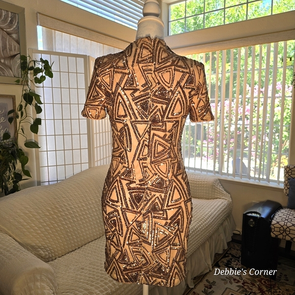 Evening Cocktail Dress - Picture 2 of 3